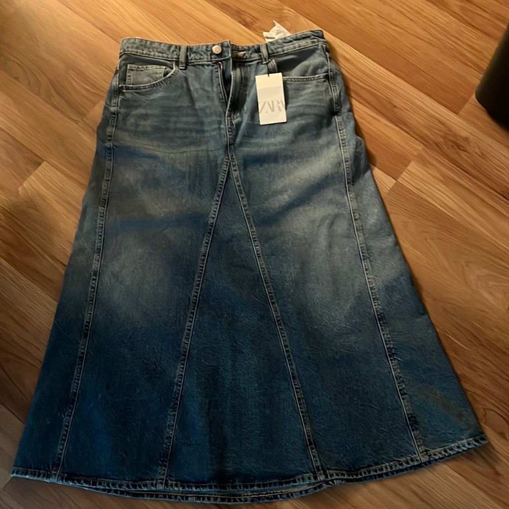Denim skirt